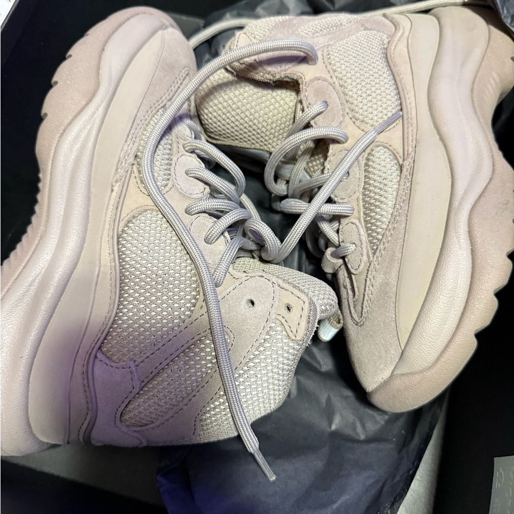 Yeezy Season 7